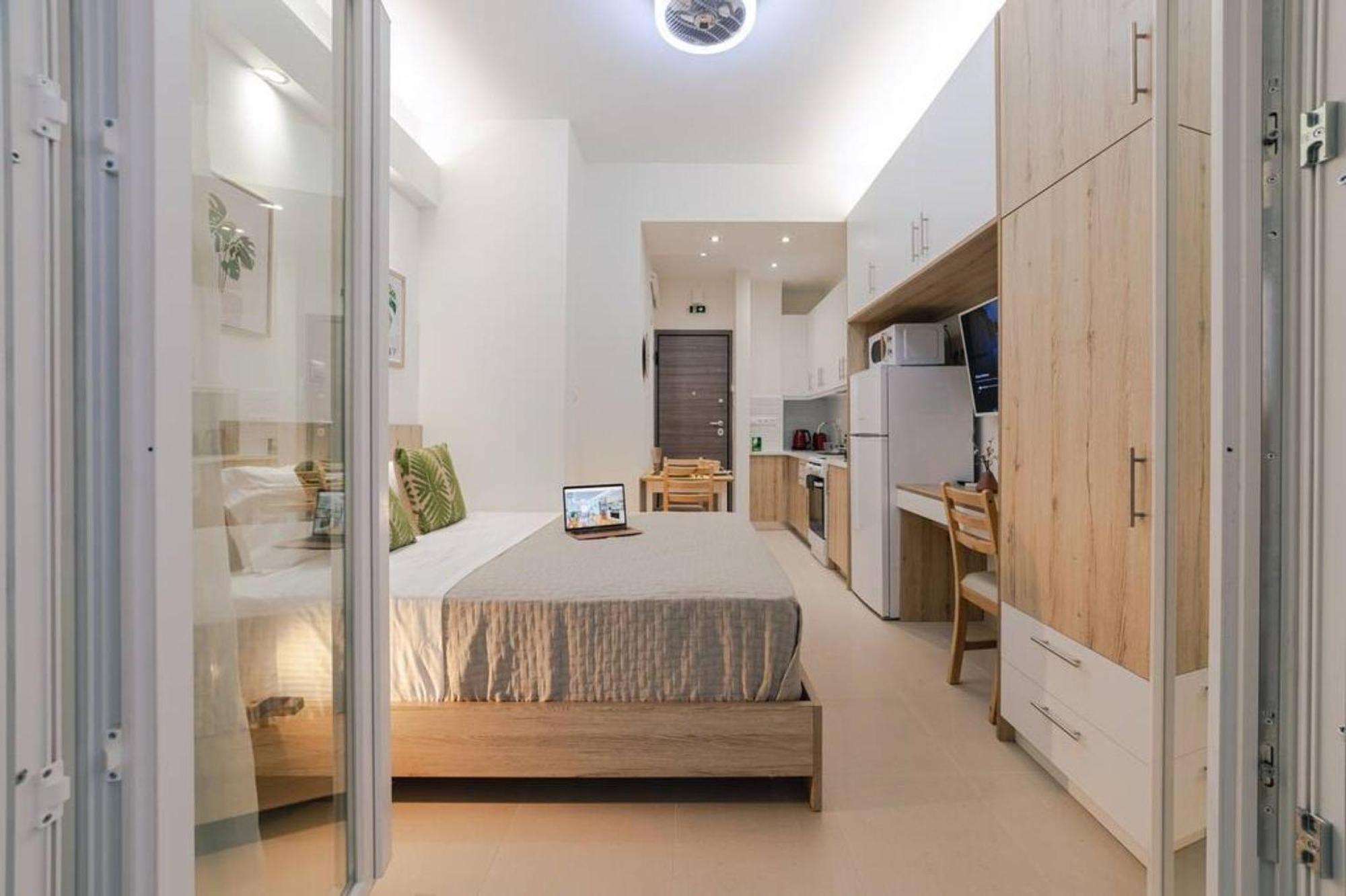 Small And Cozy Studio เอเธนส์ ภายนอก รูปภาพ