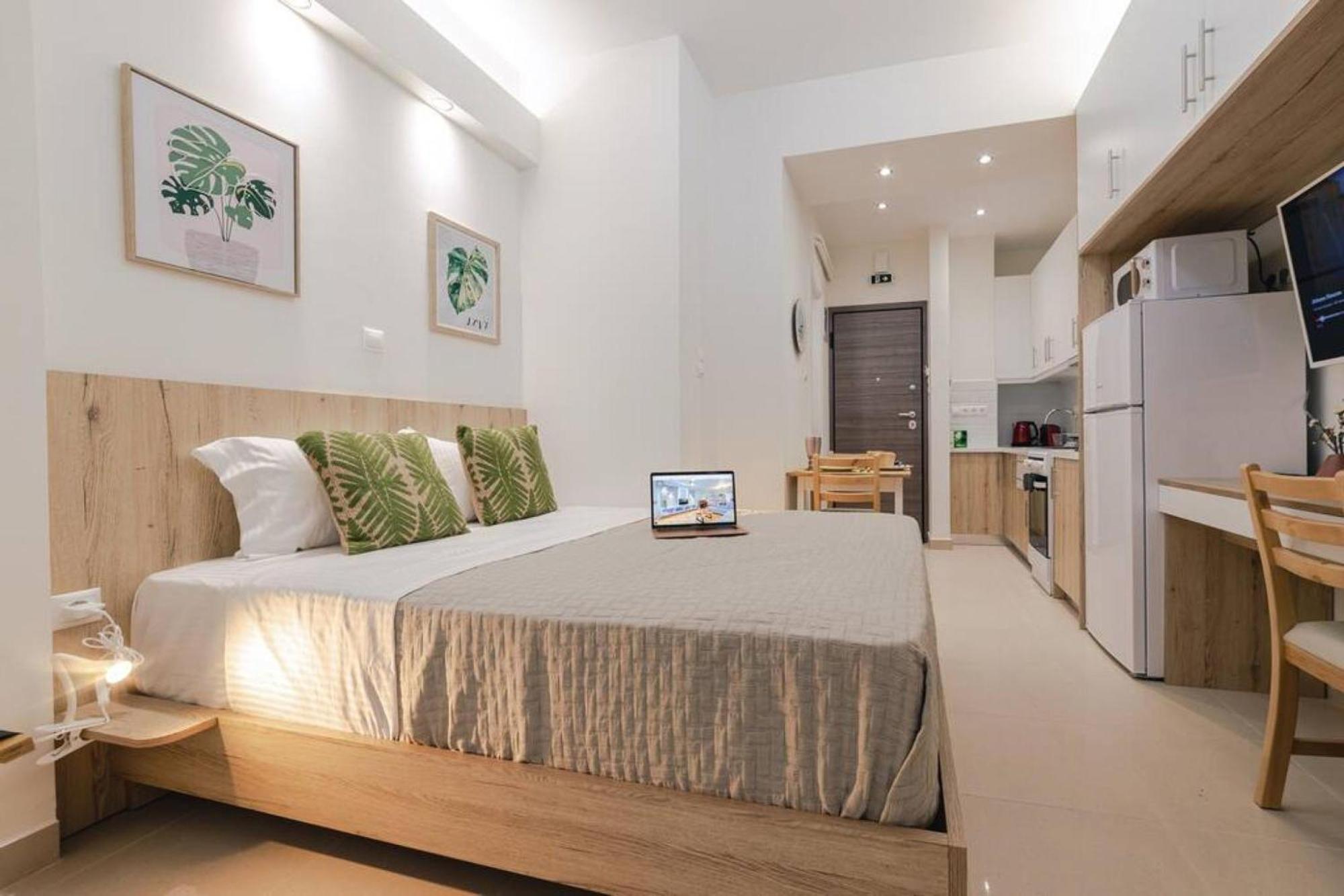 Small And Cozy Studio เอเธนส์ ภายนอก รูปภาพ